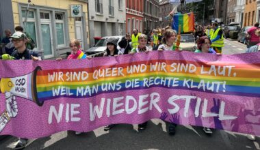 Nordrhein-Westfalen: Nie wieder still: Tausende Besucher beim CSD in Aachen
