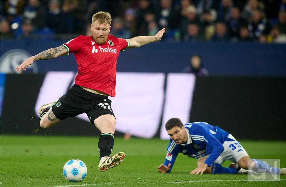 Hansa Rostock holt Hannover-Stürmer Voglsammer