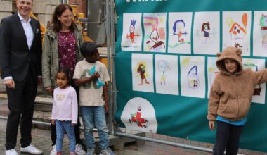 NOTTULN: Kinder verschönern Bauzaun - Radio Kiepenkerl