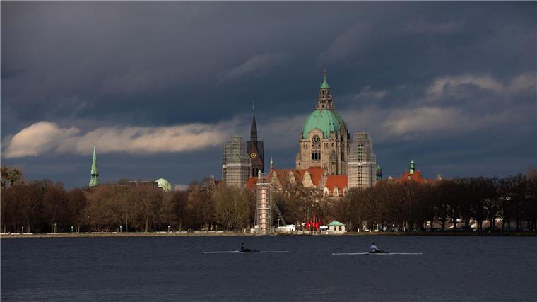 Wolken und Sonne in Bremen und Niedersachsen