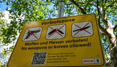 Kriminalität - Berlin wirbt für bundesweites Messerverbot in Bus und Bahn - Politik