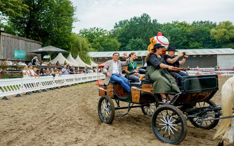 Der Pferdemarkt zur Eröffnung der Cranger Kirmes.