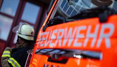 Brand - Dachstuhl brennt in Mannheimer Innenstadt - Panorama