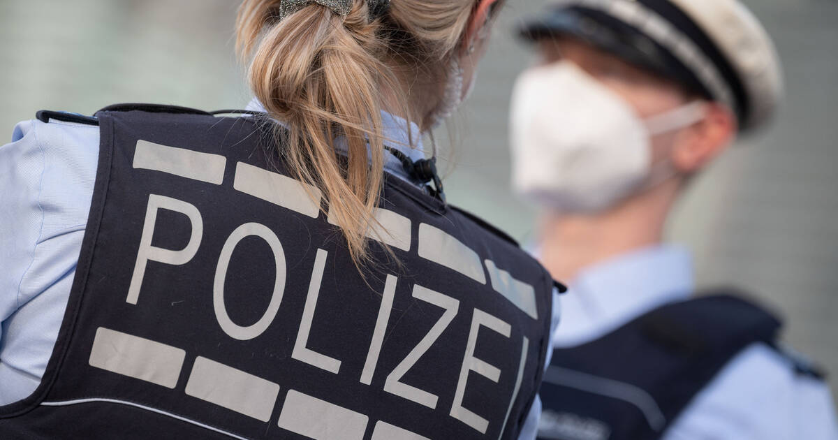 Mannheim: Betrunkener rammt mit seinem Auto mehrere Fahrzeuge - Polizeiberichte aus Rhein-Neckar-Odenwald