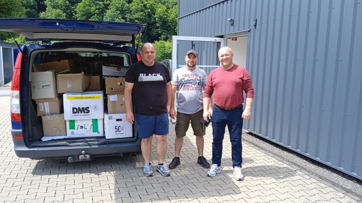 Wachsreste für Wärme und Hoffnung: Hilfe aus dem Kreis