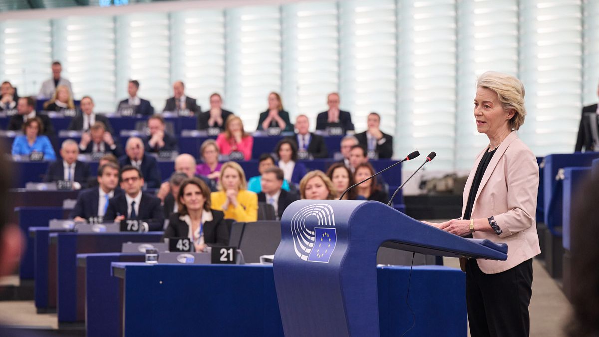 Sturz von Ursula von der Leyen - Europäisches Parlament stimmt über Misstrauensantrag ab