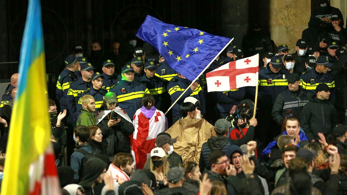 EU-Außenminister: Tiefe Besorgnis über "Verschlechterung der Lage in Georgien"