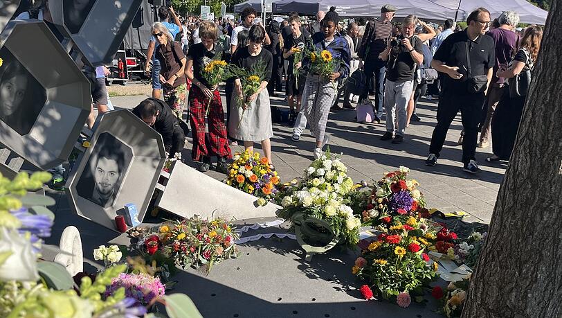 Neun Jahre danach: Gedenken an OEZ-Anschlagsopfer in München