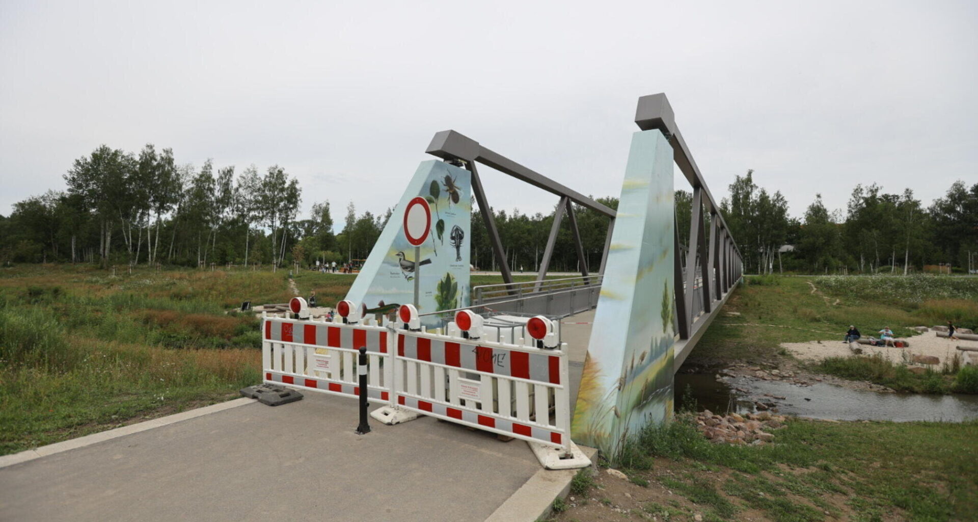 Fußgängerbrücke im Pleißenbachpark gesperrt: Das ist der Grund