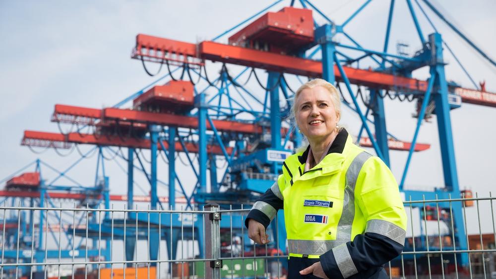 HHLA: Ein älteres Foto von Angela Titzrath, Chefin der Hamburger Hafen und Logistik AG (HHLA). Seit Kurzem ist klar: Sie wird die Hafenfirma verlassen müssen. Auf der Hauptversammlung wurde die Frage nach den Gründen vergeblich gestellt.