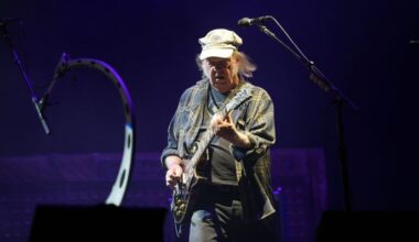 Neil Young performing on the Pyramid Stage during the Glastonbury Festival at Worthy Farm in Somerset. Picture date: Saturday June 28, 2025.