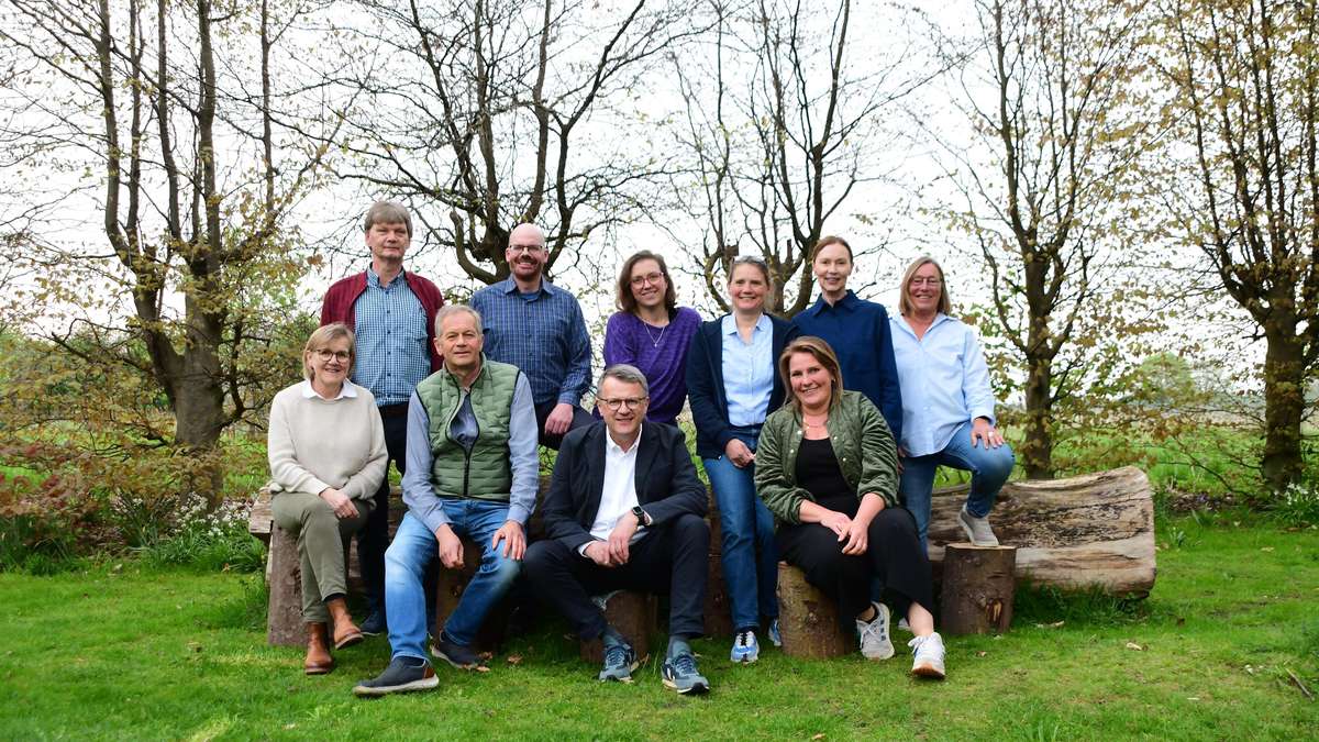 Buch über ein Dorf und seine Menschen