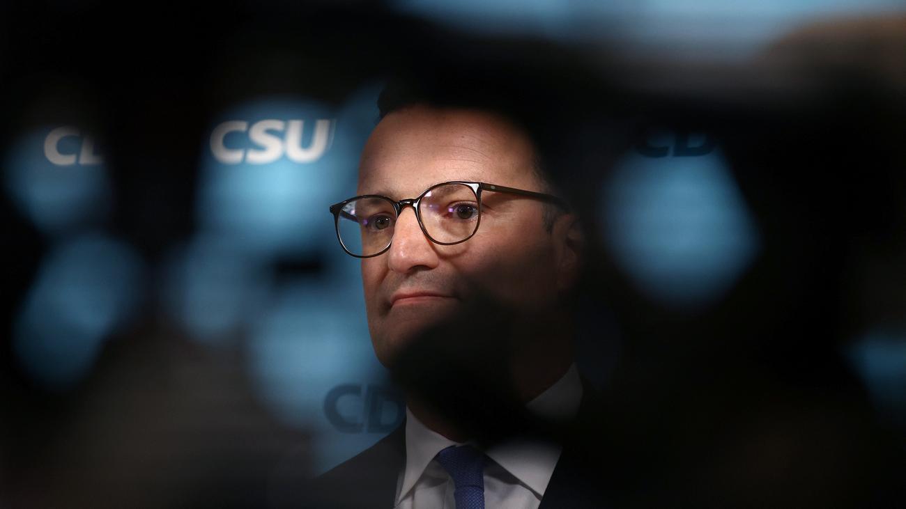 Maskendeals: Ungeschwärzter Sonderbericht zeigt neue Vorwürfe gegen Jens Spahn