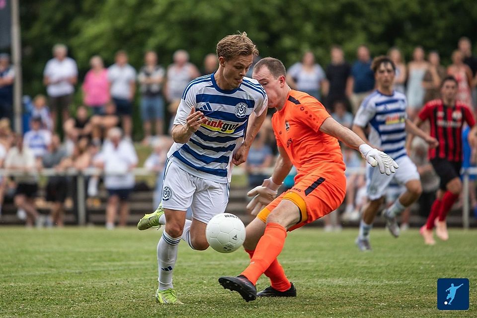 Jakob Bookjans im Trikot des MSV Duisburg.
