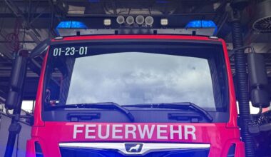 33 Einsatzkräfte: Drei Verletzte bei Hochhausbrand in Münster