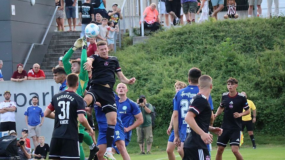 Sportfreunde Schwäbisch Hall achtbar gegen Zweitligist 1. FC Nürnberg