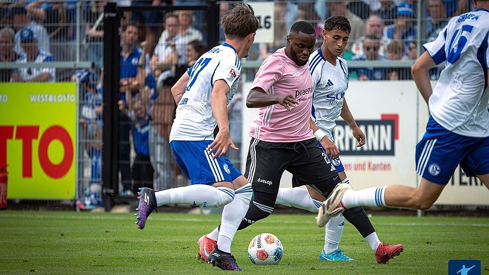1. FC Bocholt und SC Wiedenbrück überzeugen gegen Schalke & Bielefeld