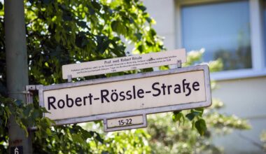 Stoppt eine Firma per Klage die Umbenennung der Rössle-Straße in Berlin?