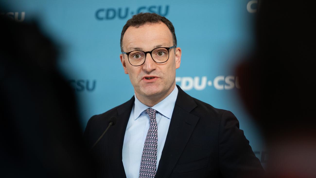 Coronapandemie: Spahn nennt Vorwürfe zur Maskenbeschaffung bösartig