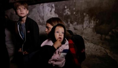 Krieg in der Ukraine: Kyjiw unter Feuer, der Bodenkrieg weitet sich aus