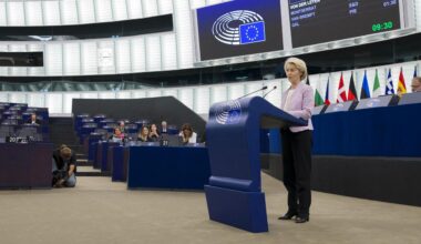 EU-Parlament: Warum sich Ursula von der Leyen einem Misstrauensvotum stellen muss