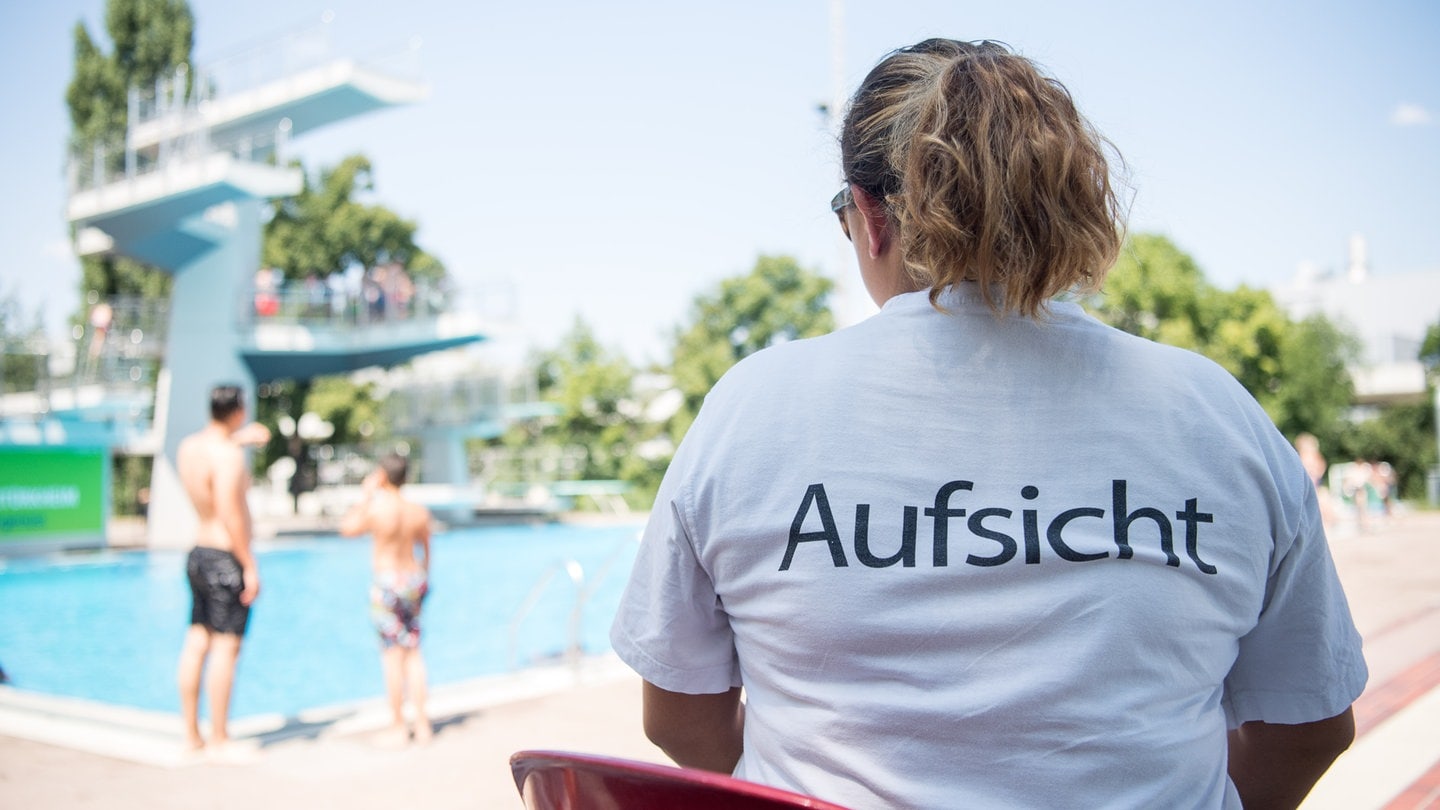Respektlosigkeit in Freibädern - Badegäste werden unverschämter
