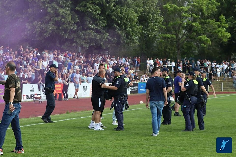 Ein volles Preussen Stadion in Lankwitz gegen Mahlsdorf