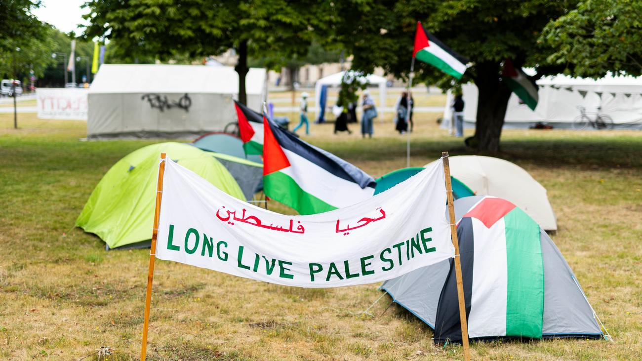 Protestaktion in Hannover: Ministerium: Pro-Palästina-Camps sensibel beobachten