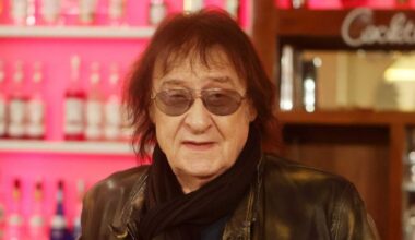 Dieter Birr, genannt Maschine, ehemaliger Sänger der DDR-Rockband Puhdys, aufgenommen im Tivoli Club in Freiberg. (Quelle: dpa/Bodo Schackow)