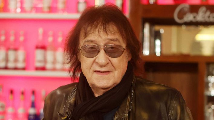 Dieter Birr, genannt Maschine, ehemaliger Sänger der DDR-Rockband Puhdys, aufgenommen im Tivoli Club in Freiberg. (Quelle: dpa/Bodo Schackow)