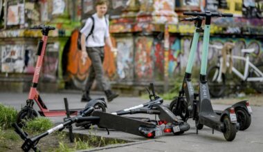 Elbvertiefung: Der tägliche Newsletter aus Hamburg: E-Scooter: Stillleben am Straßenrand