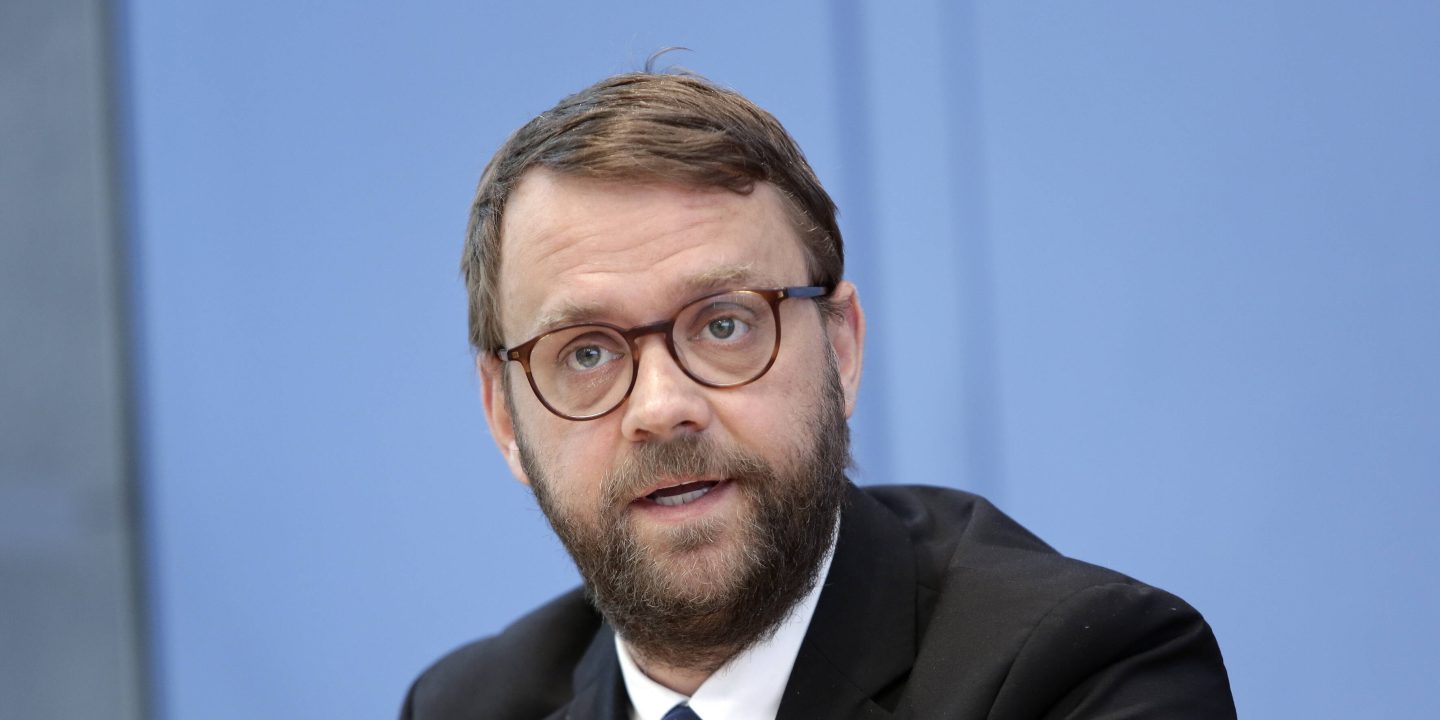 AJC Berlin: „pro-palästinensische“ Demos erinnern an Querdenker