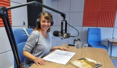 Autorin Sandra Blume selbst spricht das Hörbuch ein.