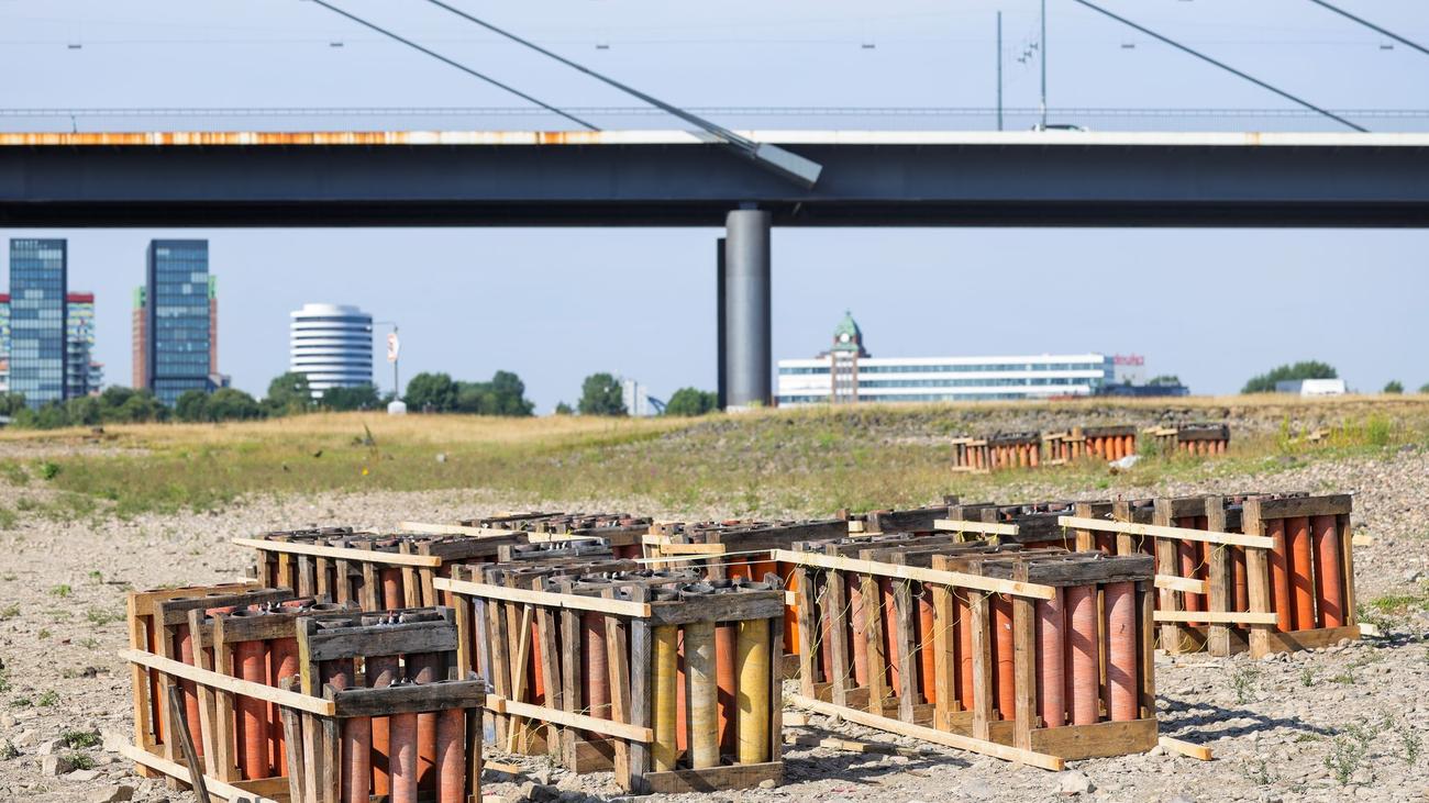 Düsseldorf: Feuerwerksunglück: Hinweis auf umgekippten Startbehälter