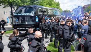 Massenschlägerei zwischen 1860 München und Augsburg-Fans