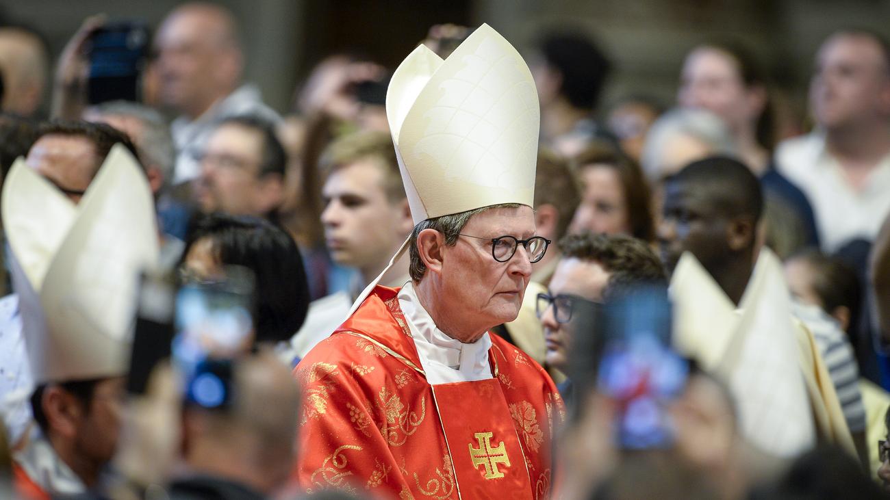 Katholische Kirche: Missbrauchsopfer zeigen Kardinal Woelki kirchenrechtlich an