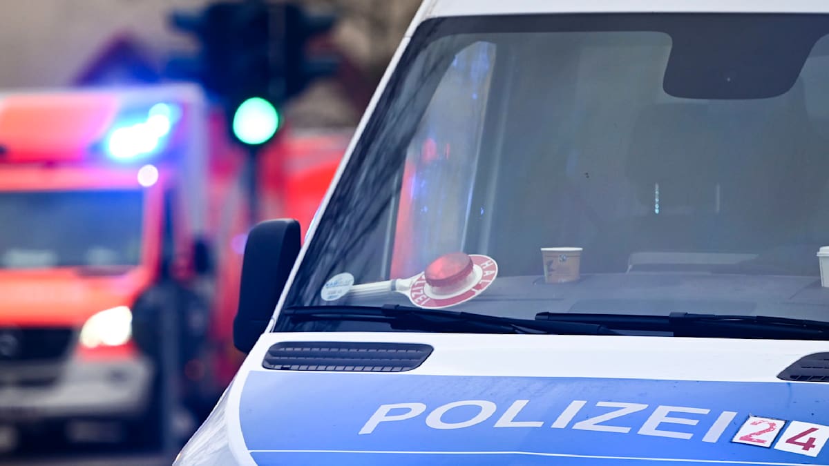 Vier Polizisten verletzt: Massenschlägerei zwischen Syrern und Kurden in Düsseldorf
