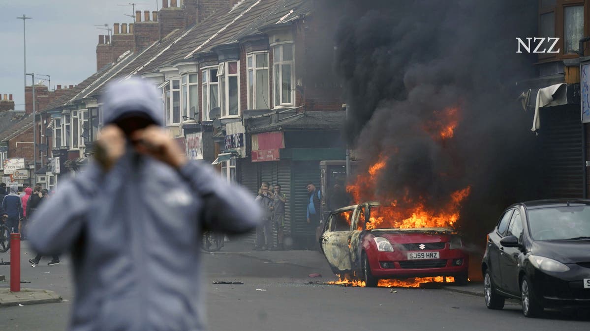 Migration und Gewalt: tiefgreifende Unzufriedenheit in England