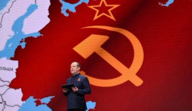 Russlands Elite um Putin und ihr ultranationales Umstyling