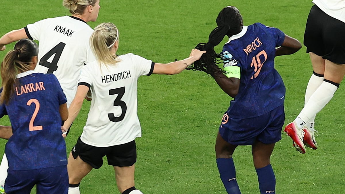 Frauen-EM: Jetzt steht die Sperre gegen die deutsche Rotsünderin Kathrin Hendrich fest