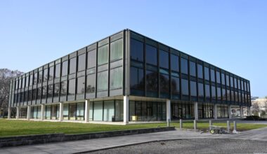 Baden-Württemberg: Stimmzettel mit Hakenkreuz im Stuttgarter Landtag abgegeben
