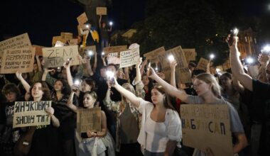 Ukraine: Selenskyj nennt Proteste als Grund für Einlenken bei Korruptionsgesetz