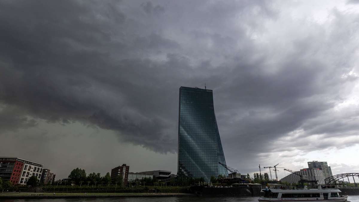 Gewittergefahr in Frankfurt steigt – Experten warnen vor neuen Unwettern