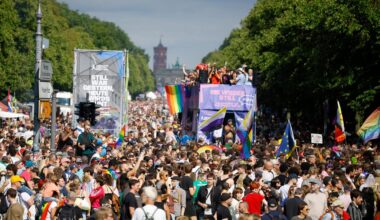 Mehrere Hunderttausend fordern und feiern queere Freiheiten