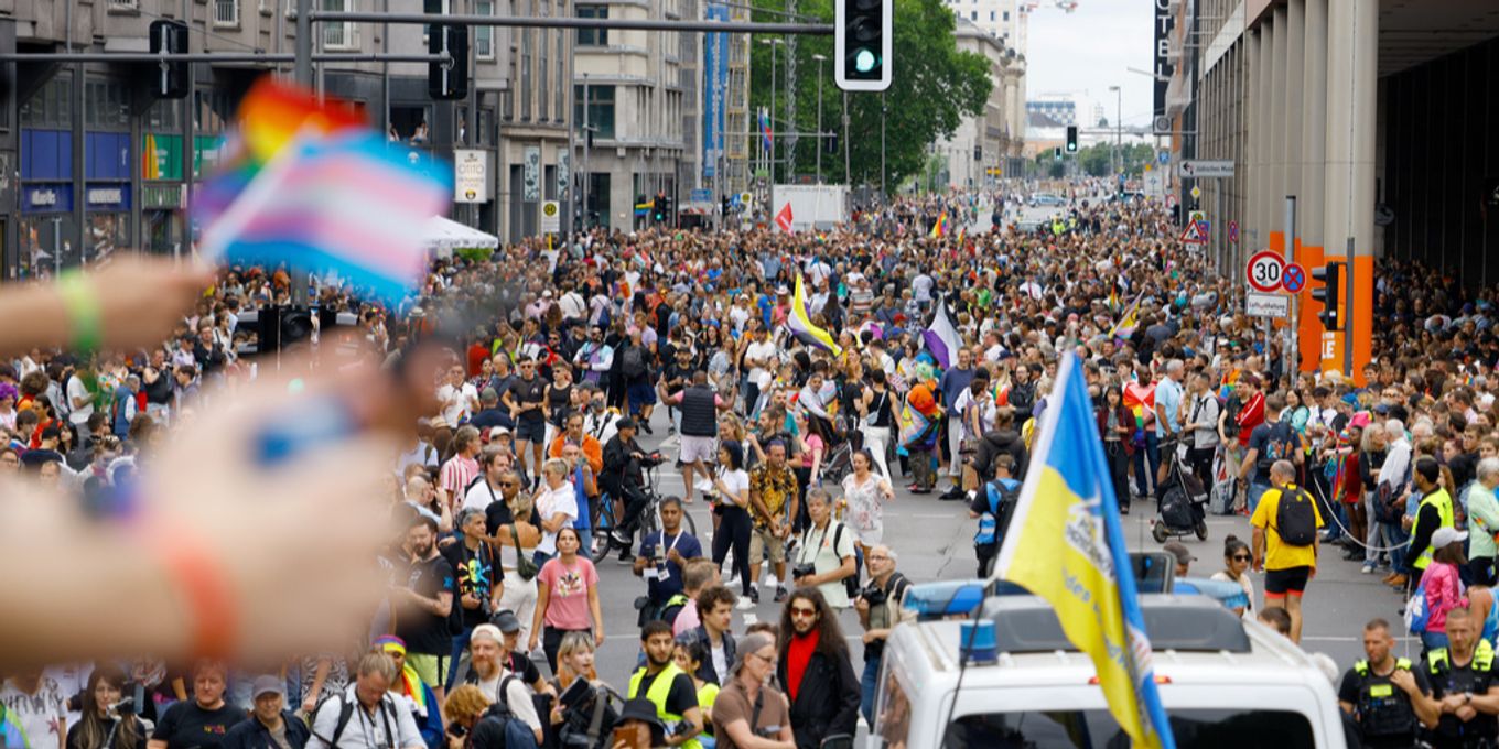 «Nie wieder still»: Berlin feiert den CSD