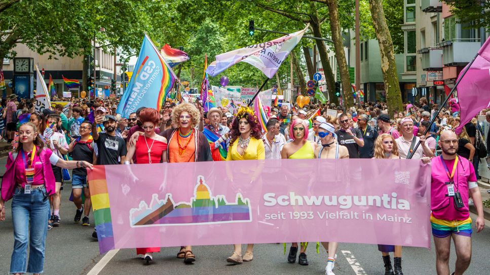 Christopher Street Day in Berlin. Bild: Andreas Arnold/dpa