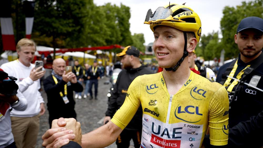 Der König von Frankreich: Pogacar gewinnt die Tour - Rennrad