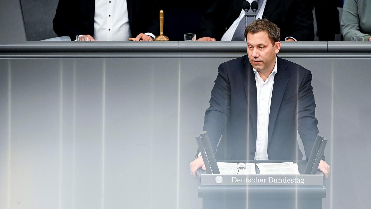 Finanzplanung: Bundeshaushalt weist in den kommenden Jahren große Lücken auf