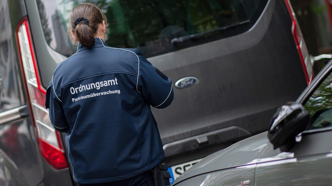 Fast jede zweite Stelle unbesetzt: Berlin fehlen hunderte Parkschein-Kontrolleure