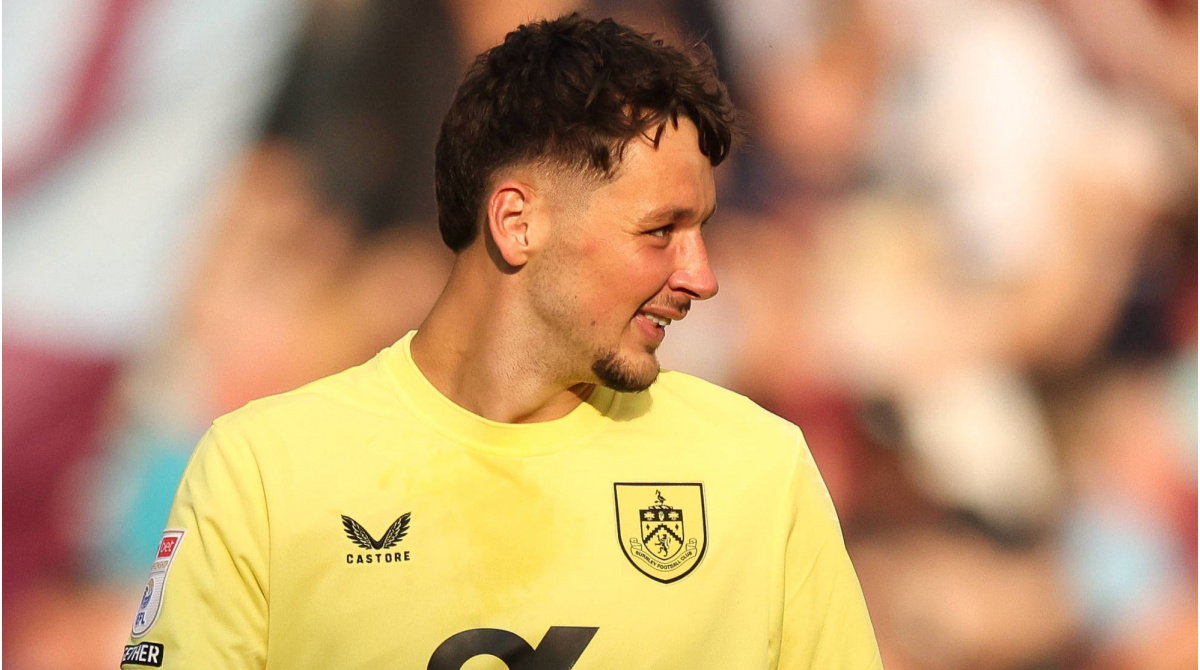 Manchester City macht James Trafford zum Rekordverkauf von Burnley